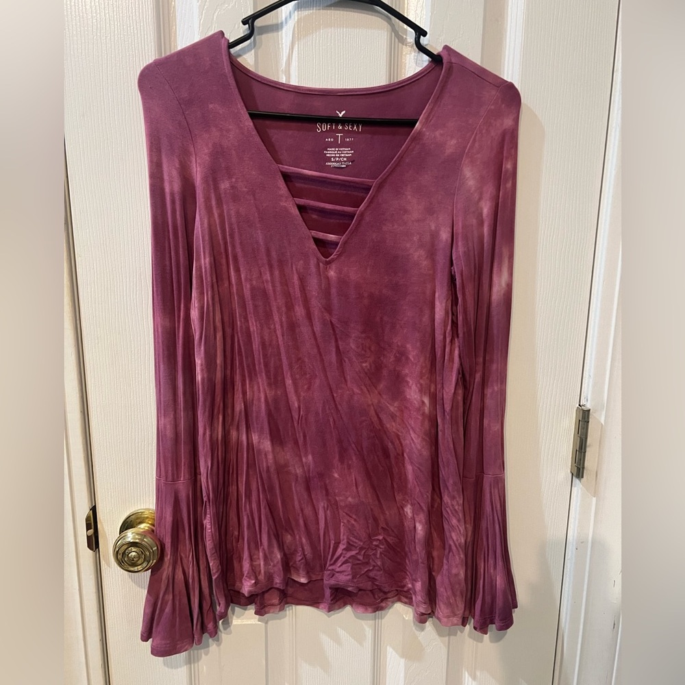 American Eagle Outfitters top